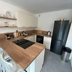 Сasa de vacaciones Freesia, Maison Neuve Avec Jardin Et Garage Caen