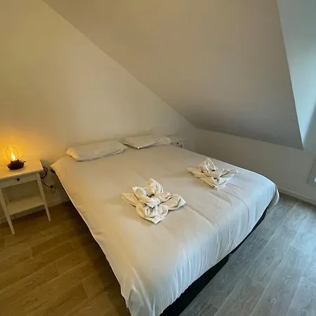 Сasa de vacaciones Freesia, Maison Neuve Avec Jardin Et Garage