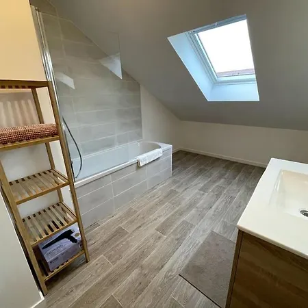 Freesia, Maison Neuve Avec Jardin Et Garage Prázdninový dům *