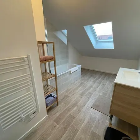 Сasa de vacaciones Freesia, Maison Neuve Avec Jardin Et Garage Caen